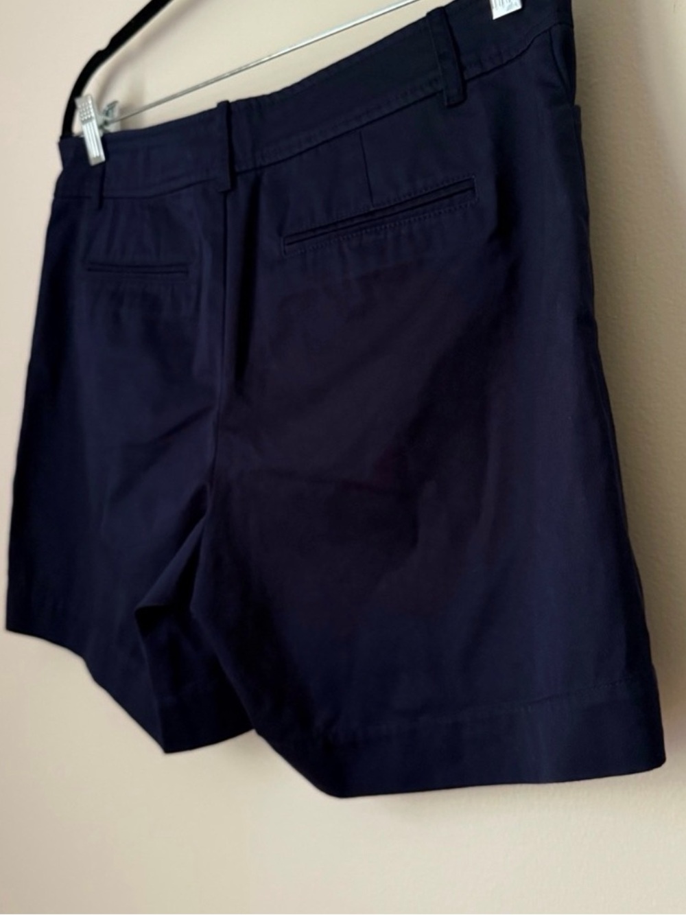 Lauren Ralph Lauren Twill Chino Beach Golf Flat 6” Shorts in Navy, Size 8